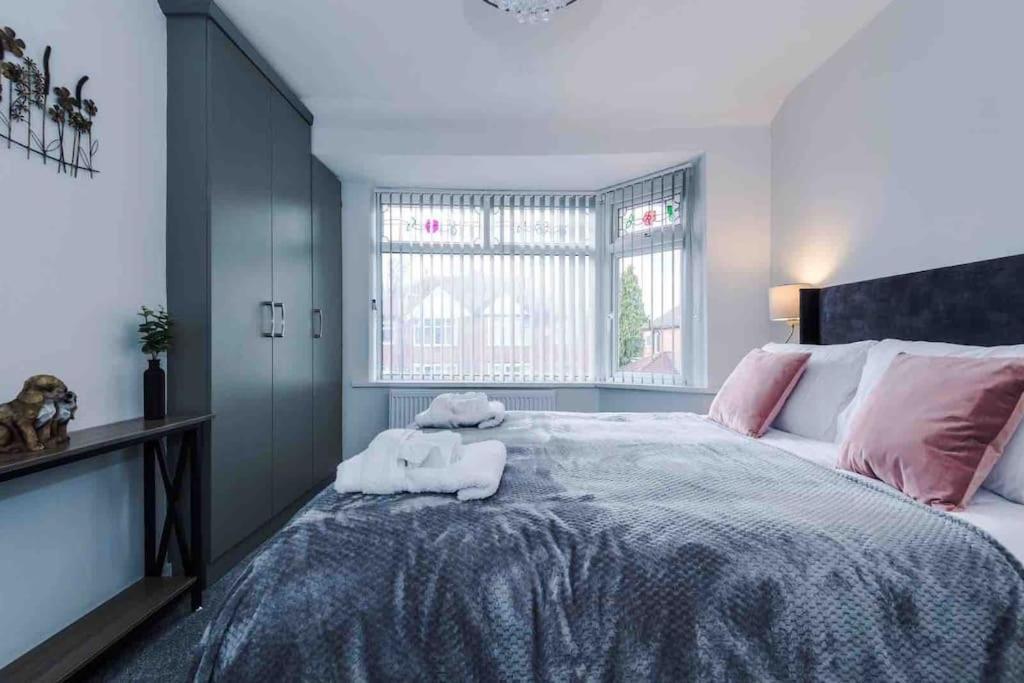 Sandileigh House By Yourstays - Luxurious 3 Bedroom House In Altrincham Exterior foto