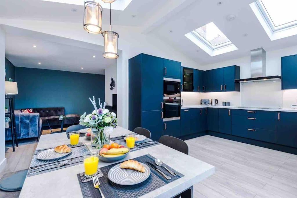 Sandileigh House By Yourstays - Luxurious 3 Bedroom House In Altrincham Exterior foto